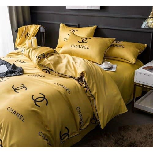 Chanel Premium Golden Luxury Brand Bed Sets With Duvet Cover And Pillow