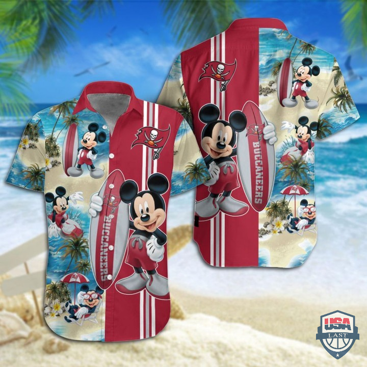 Tampa Bay Buccaneers Mickey Mouse Hawaiian Shirt Beach Short