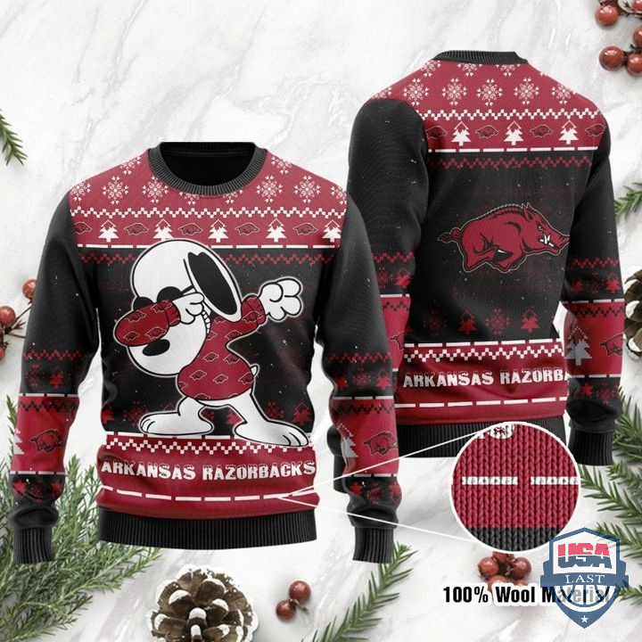 Arkansas Razorbacks Snoopy Dabbing Ugly Christmas Sweater