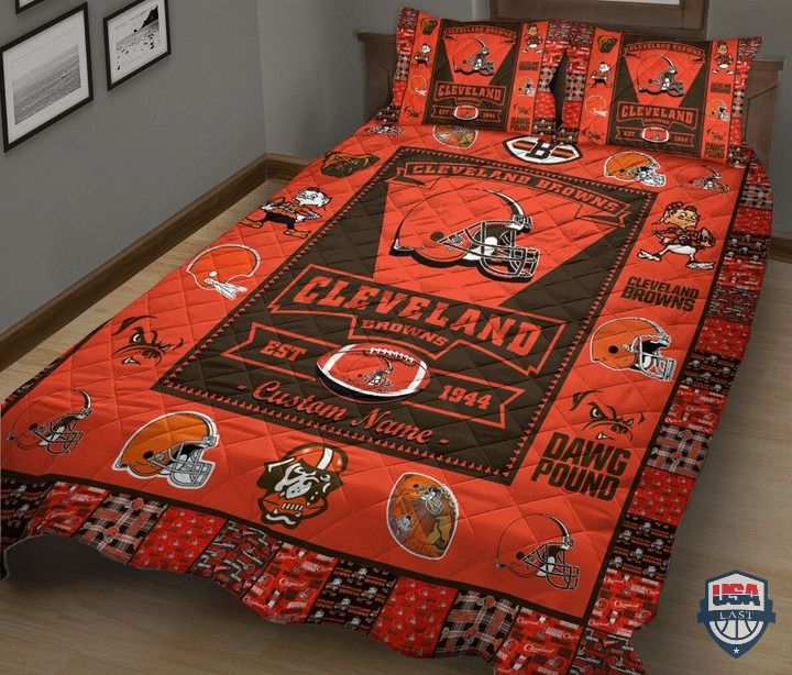 Nice Cleveland Browns NFL Logo History Personalized Bedding Set