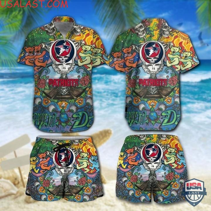 Great NFL New England Patriots Grateful Dead Bears Hawaiian Shirt And Shorts