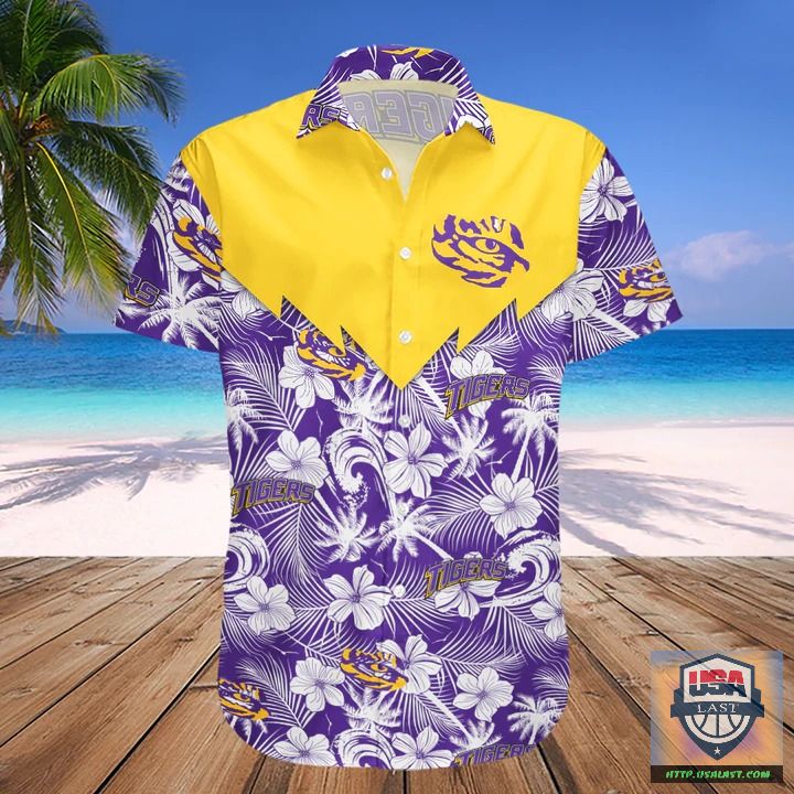 Beautiful LSU Tigers NCAA Tropical Seamless Hawaiian Shirt