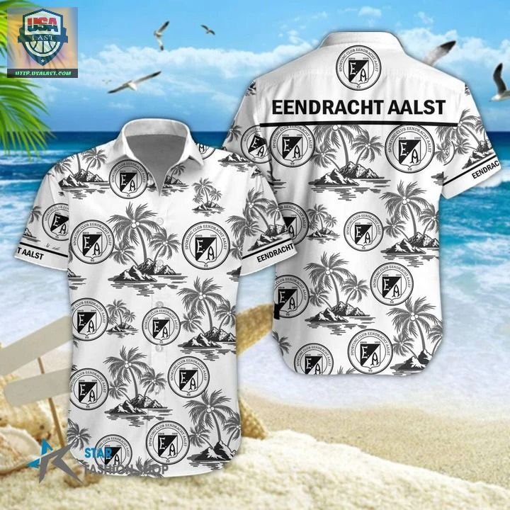 Here’s S.C. Eendracht Aalst Football Club Hawaiian Shirt