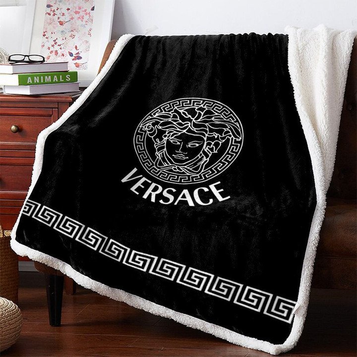 Where To Buy Versace Limited Editition Fleece Blankets 046