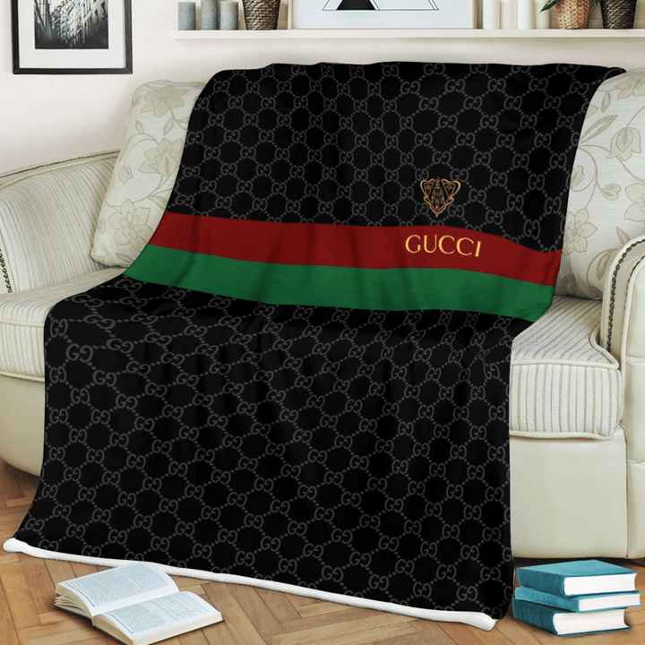 Amazing Louis Vuitton Limited Editition Fleece Blankets 04
